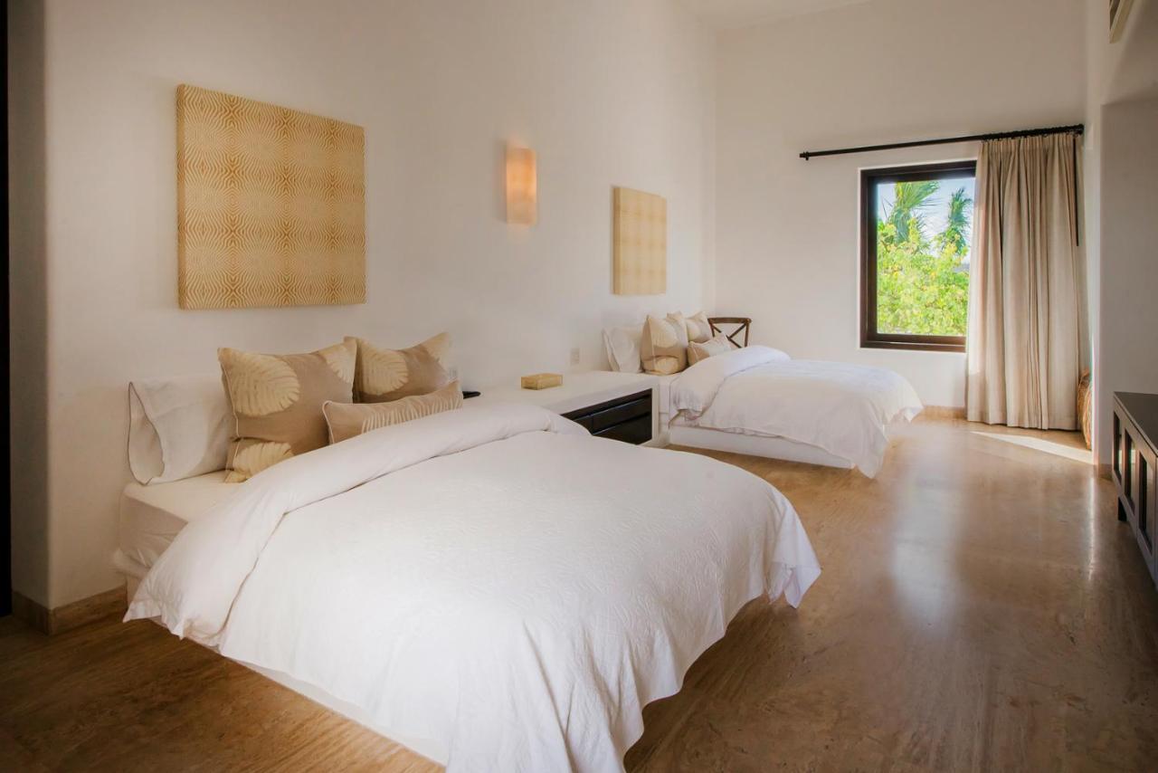 Villa Casa Yvonne Modern Amenities near Exclusive Golf Course Sleeps 16 à San José del Cabo Extérieur photo